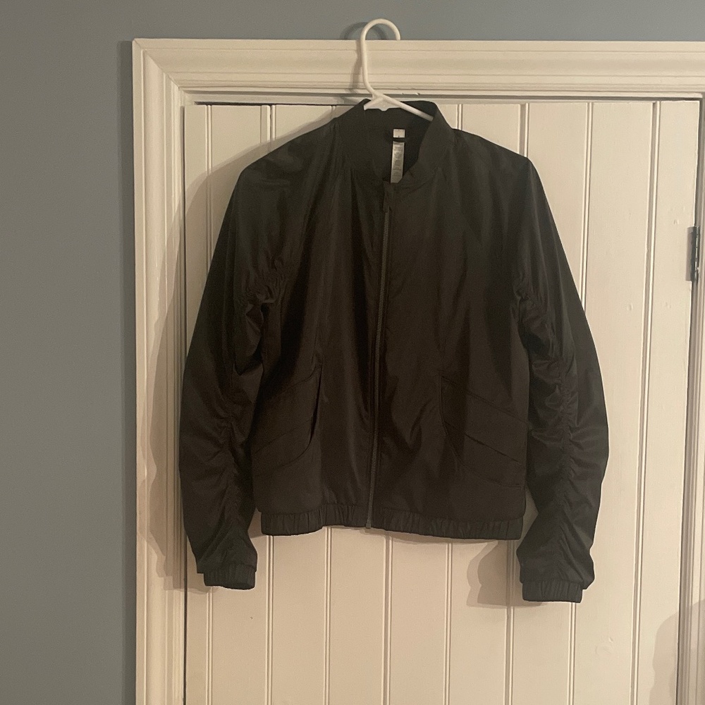 Lulu lemon bomber jacket
